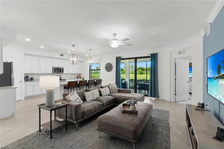 12043  Hawthorn Lake  DR, Fort Myers, FL 33913