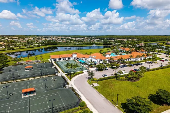 12043  Hawthorn Lake  DR, Fort Myers, FL 33913