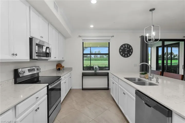 12043  Hawthorn Lake  DR, Fort Myers, FL 33913