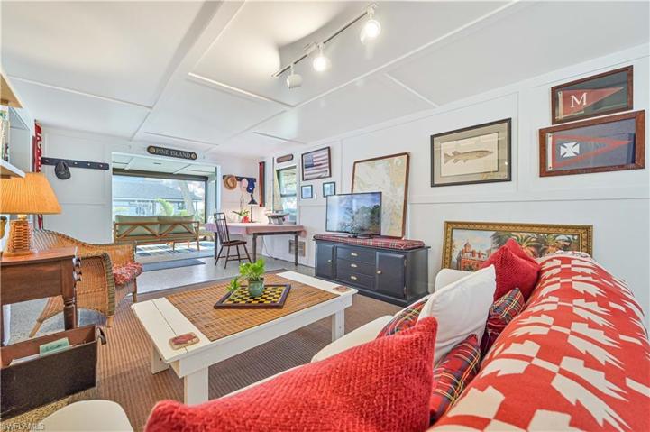 Downstairs guest ensuite