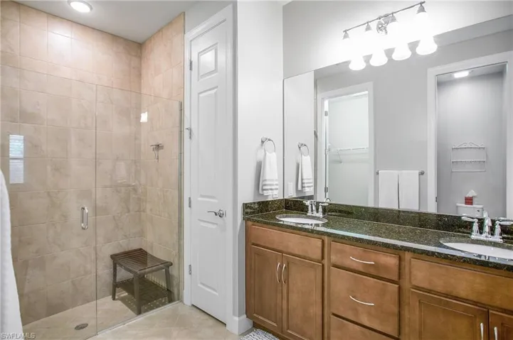 7674  Jacaranda  LN, Naples, FL 34114