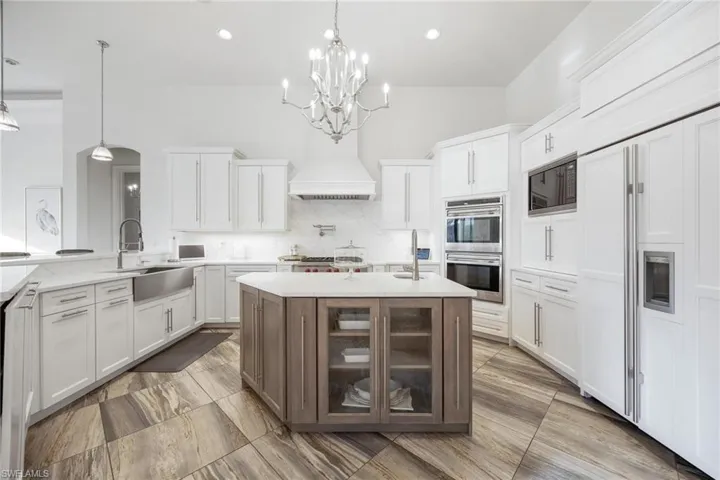 Kitchen with Island