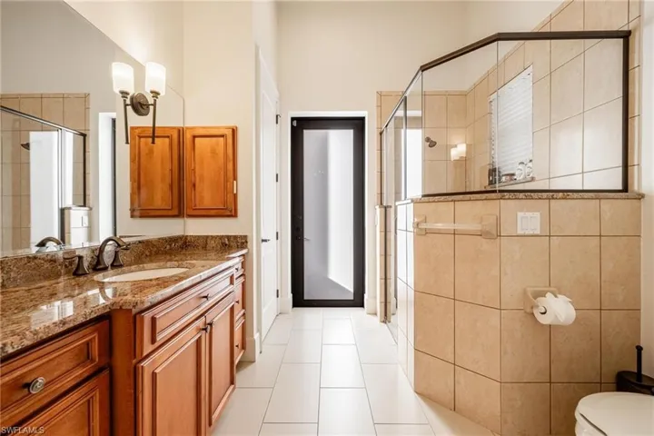 En suite bathroom