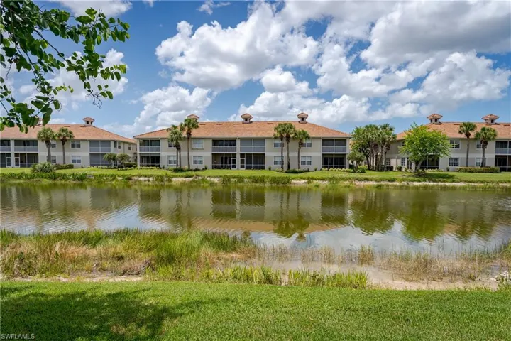 3295 Twilight Ln 5302, Naples, Florida 34109