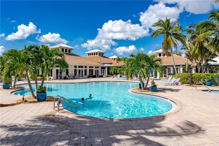 3295 Twilight Ln 5302, Naples, Florida 34109