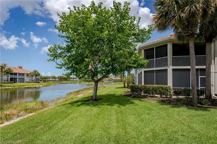 3295 Twilight Ln 5302, Naples, Florida 34109