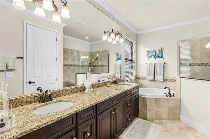28554 Westmeath Ct, Bonita Springs, Florida 34135
