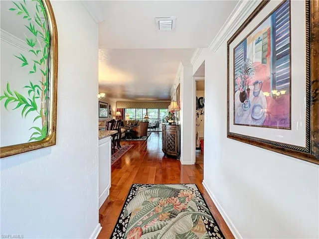1065  8th S ST, Naples, FL 34102