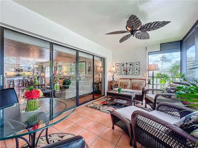 1065  8th S ST, Naples, FL 34102