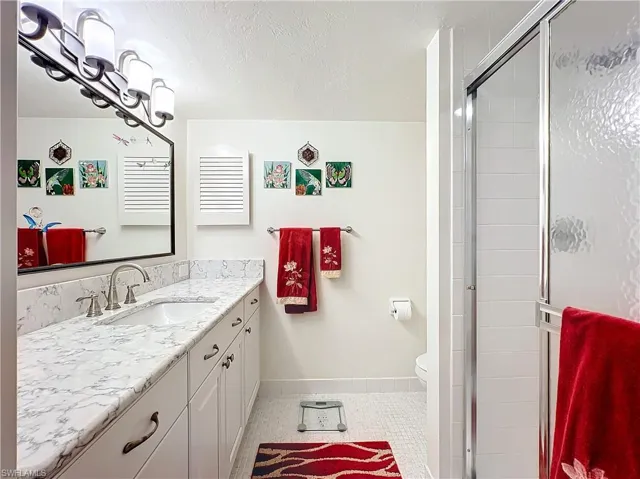 1065  8th S ST, Naples, FL 34102