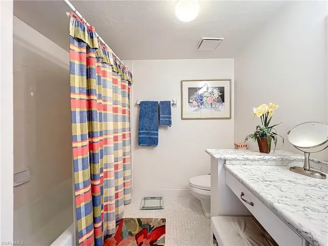 1065  8th S ST, Naples, FL 34102