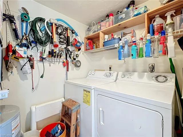 1065  8th S ST, Naples, FL 34102