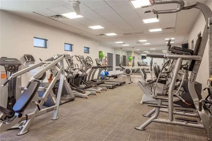 2036 Laguna Way, Naples, Florida 34109