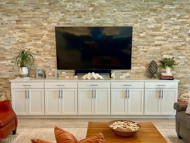 No limitation on size of TV