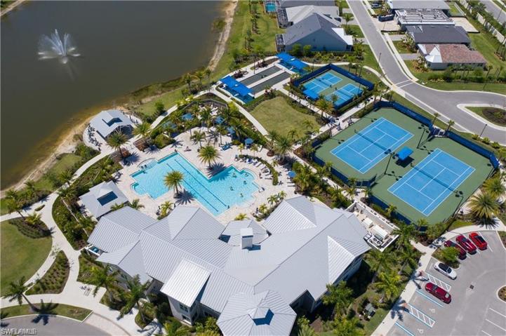 Aerial view of Tidewater amenities
