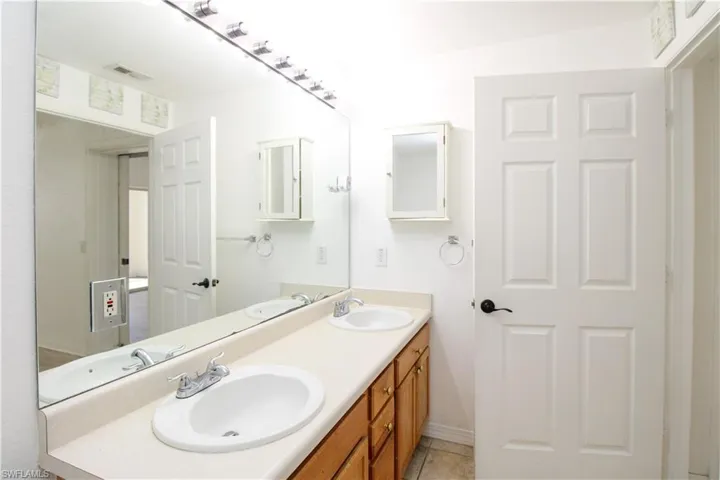 7960 Preserve Cir 621, Naples, Florida 34119