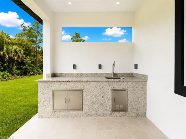 301 Long Ave S, Lehigh Acres, Florida 33974