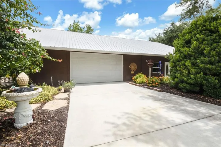 17611 Old Bayshore Rd, North Fort Myers, Florida 33917