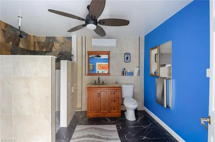 17611 Old Bayshore Rd, North Fort Myers, Florida 33917