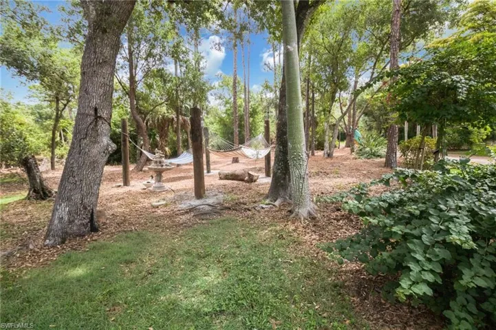 17611 Old Bayshore Rd, North Fort Myers, Florida 33917