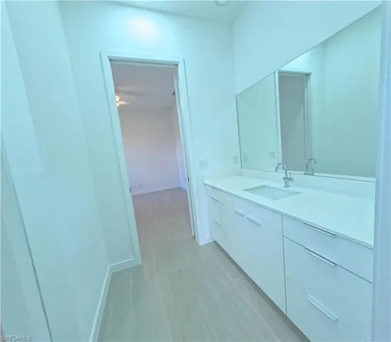 2421 Nw 8th Ter, Cape Coral, Florida 33993