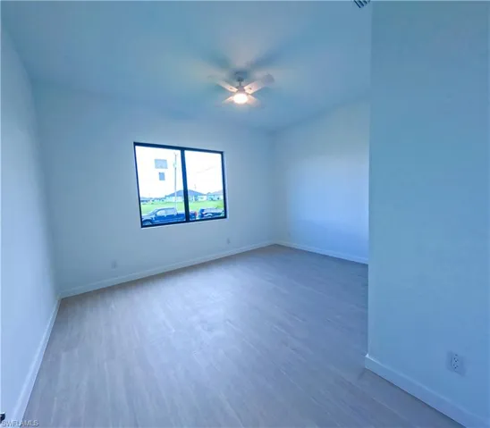 2421 Nw 8th Ter, Cape Coral, Florida 33993
