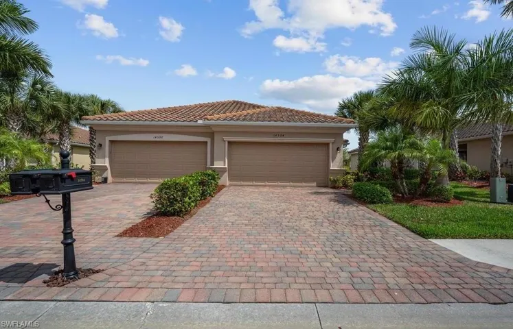 14594  Grapevine  DR, Naples, FL 34114