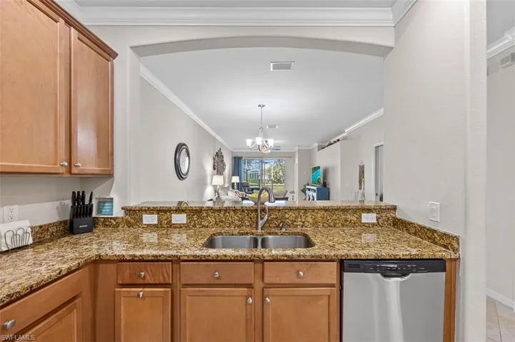 14594  Grapevine  DR, Naples, FL 34114