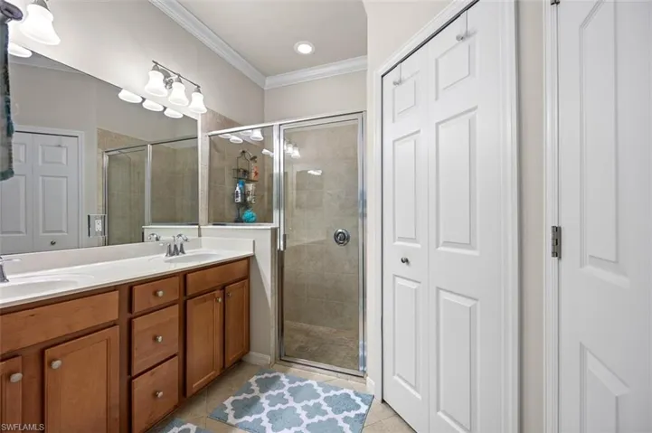 14594  Grapevine  DR, Naples, FL 34114