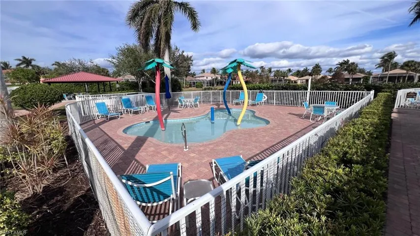 14594  Grapevine  DR, Naples, FL 34114