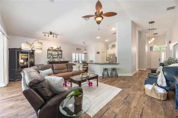 219 Glen Eagle Cir, Naples, Florida 34104