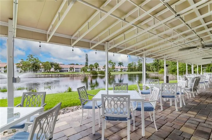219 Glen Eagle Cir, Naples, Florida 34104