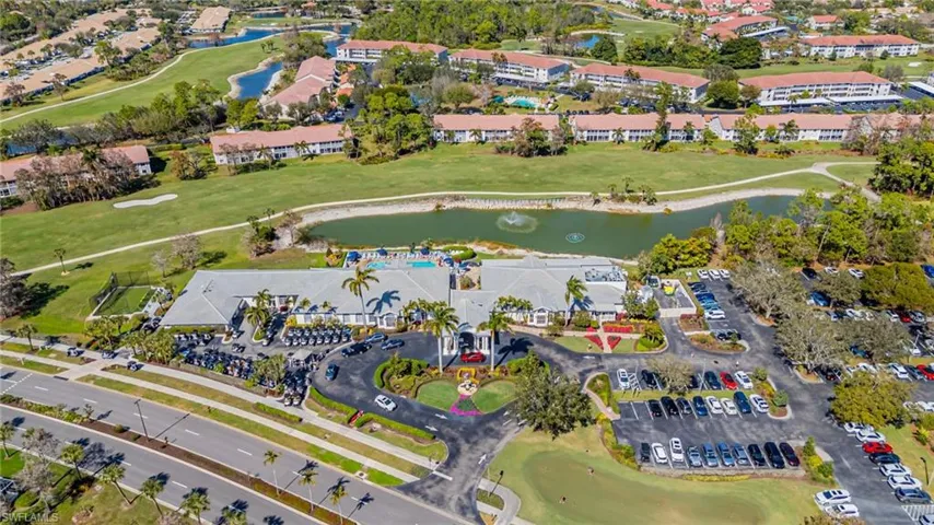 219 Glen Eagle Cir, Naples, Florida 34104