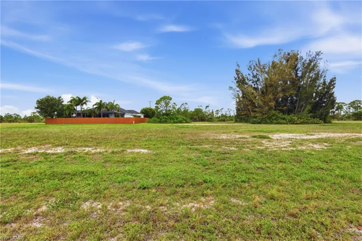 3836 Nw 44th Ave, Cape Coral, Florida 33993