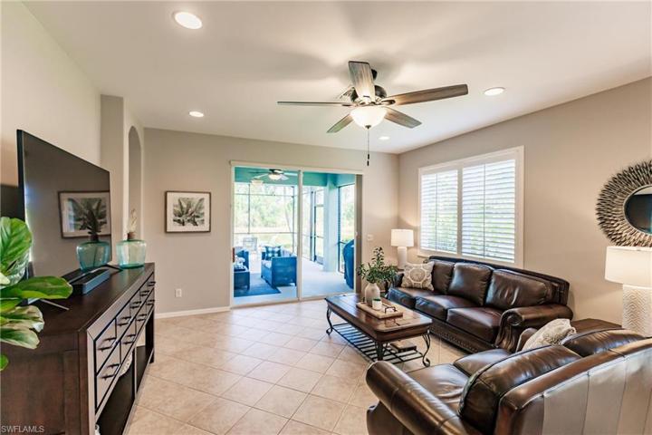 Light and bright living room