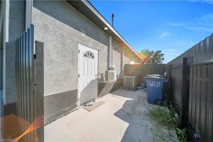 431 Pinafore Ave, Lehigh Acres, Florida 33974