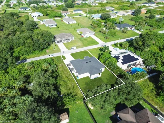 431 Pinafore Ave, Lehigh Acres, Florida 33974