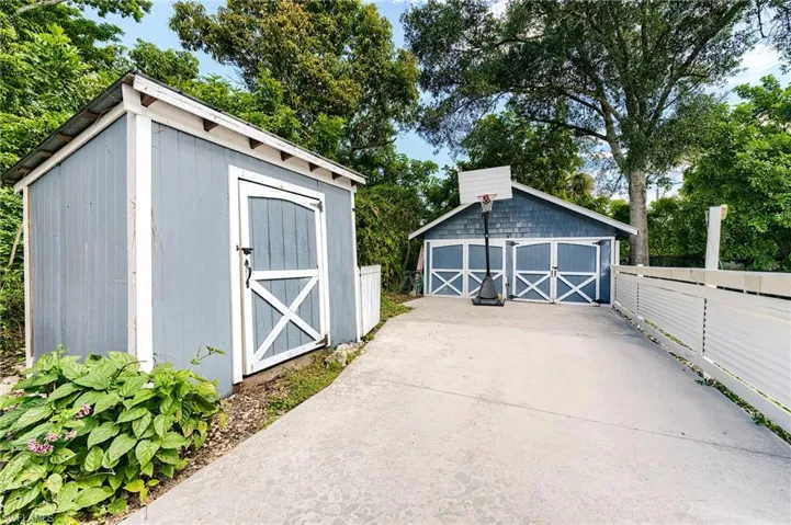 10811 Dean St, Bonita Springs, Florida 34135