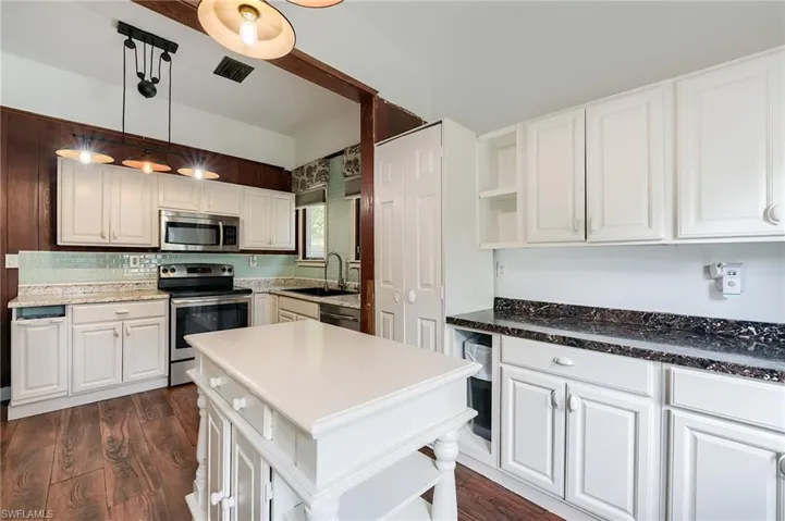 10811 Dean St, Bonita Springs, Florida 34135