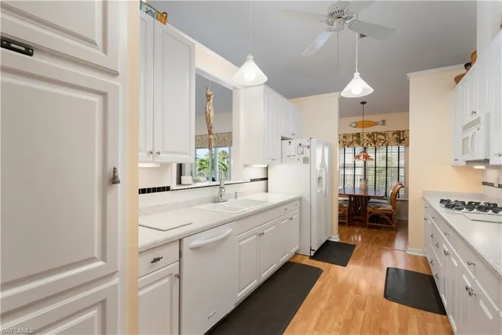 Kitchen with Dumb Waiter