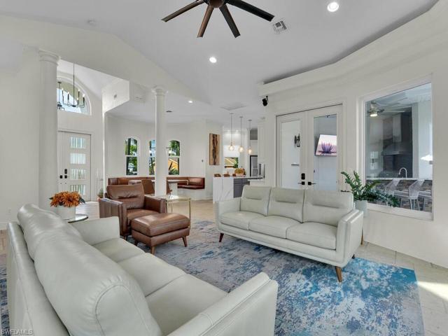 3723 SE 18th PL, CAPE CORAL FL 33904