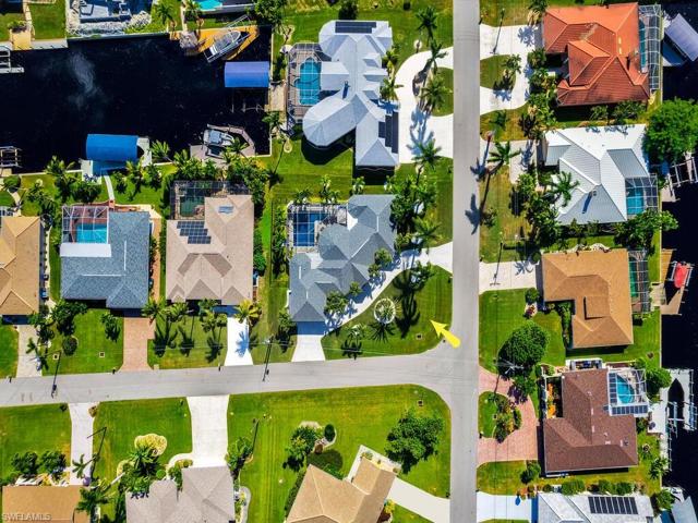 3723 SE 18th PL, CAPE CORAL FL 33904