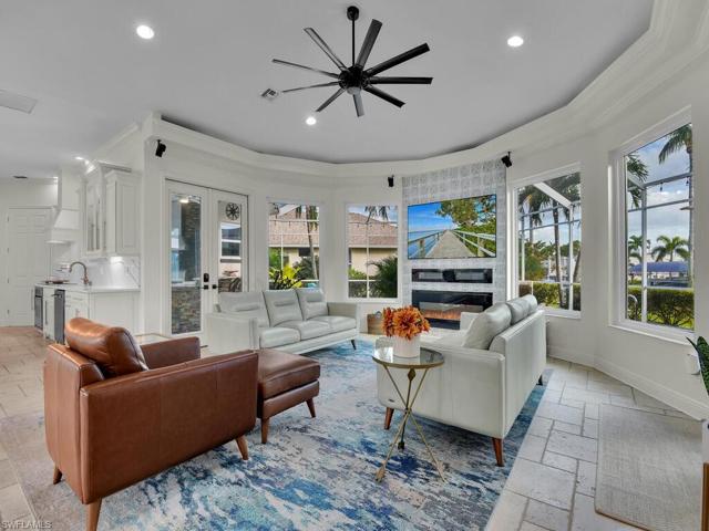 3723 SE 18th PL, CAPE CORAL FL 33904