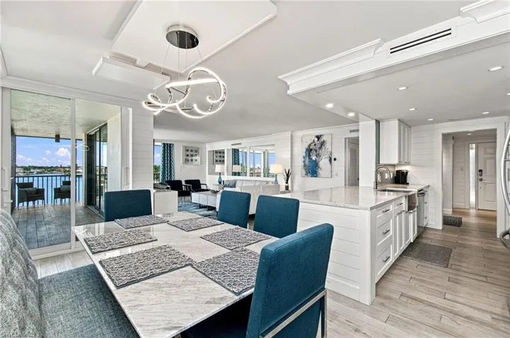 10420 Gulf Shore Dr 141, Naples, Florida 34108