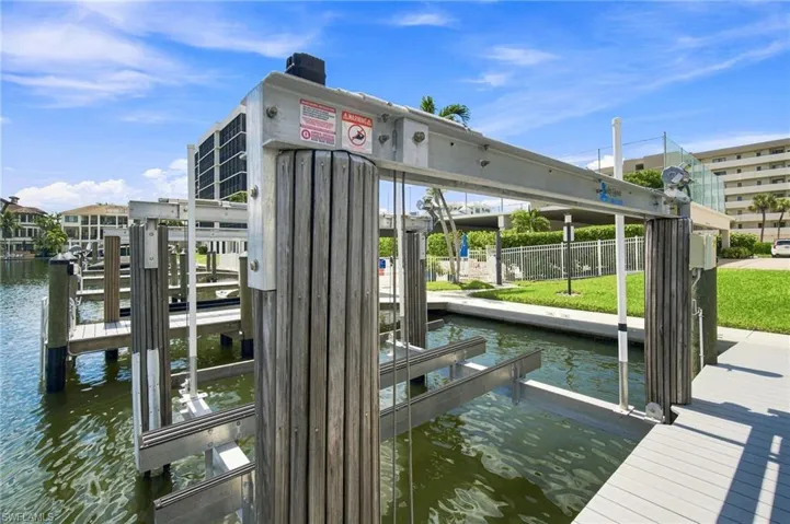 10420 Gulf Shore Dr 141, Naples, Florida 34108