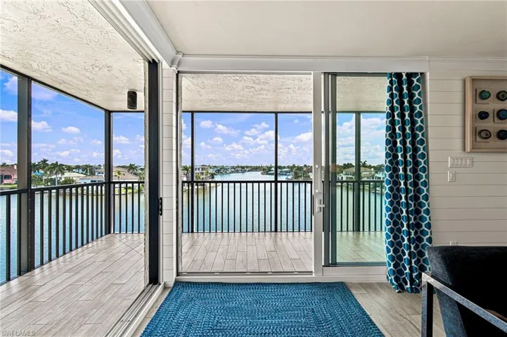 10420 Gulf Shore Dr 141, Naples, Florida 34108