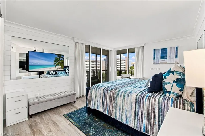 10420 Gulf Shore Dr 141, Naples, Florida 34108