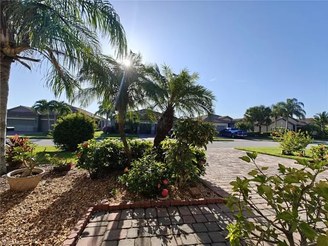 View of patio / terrace featuring a residential view