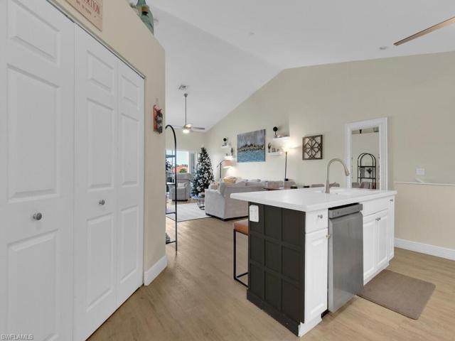 1080 Partridge CIR # 201, NAPLES FL 34104