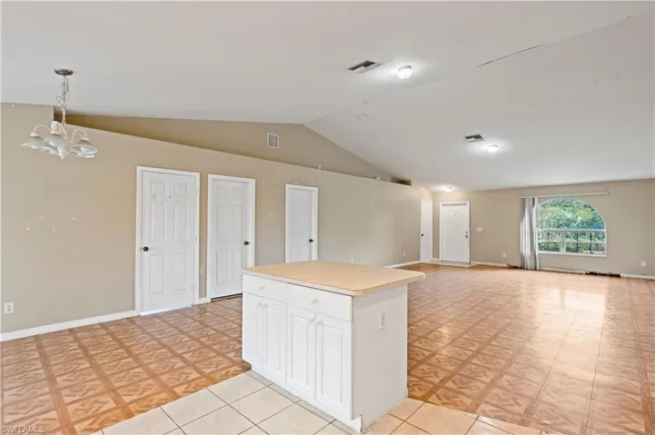 2700  58th W ST, Lehigh Acres, FL 33971